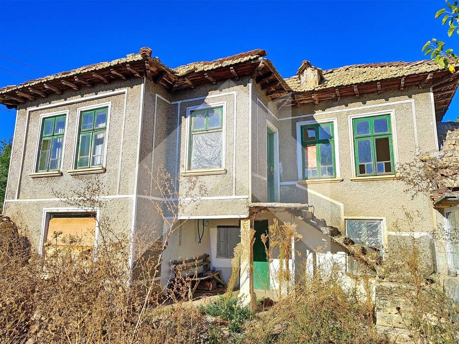 Продава се Къща в Нови пазар - 102 кв.м за 80 €/кв.м - Снимка #1