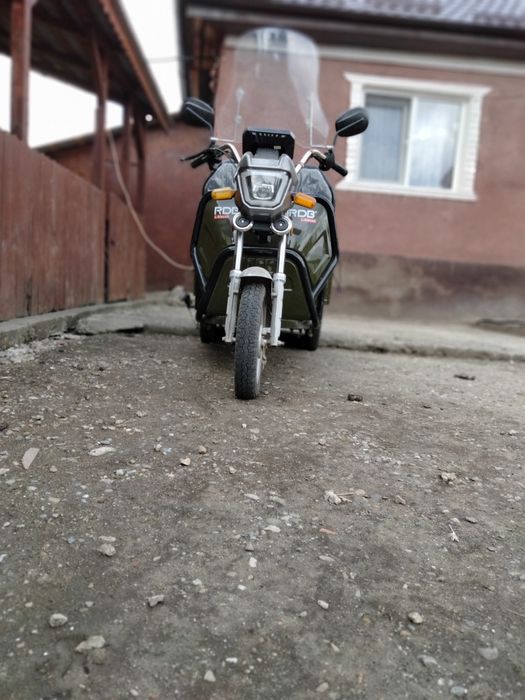 De vânzare  triciclu
