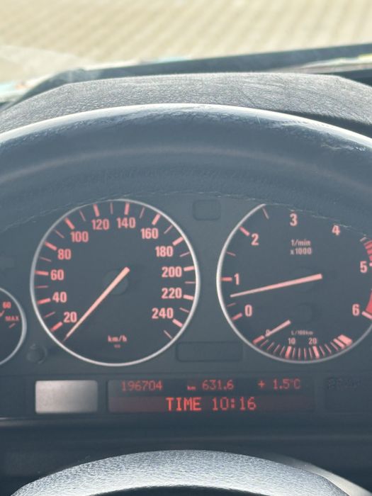 Vand BMW X5 E53 2006