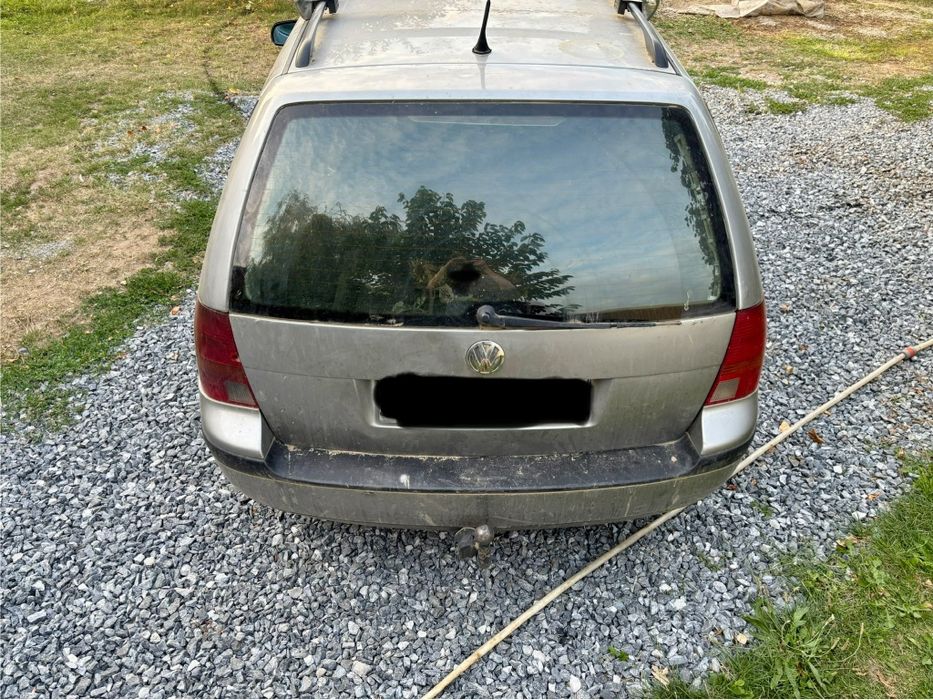 Vand golf 4 1.9 tdi axr pentru piese