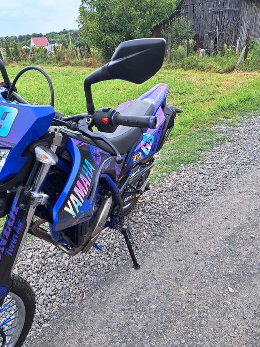 Motocicleta YAMAHA wr r 125 cc