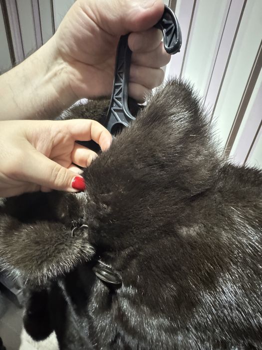 Продам шикарную шубку 1 сезон