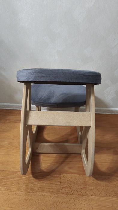 Коленный стул качалка