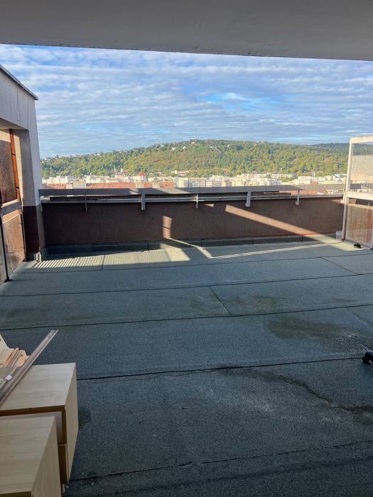 Apartament penthouse de inchiriat
