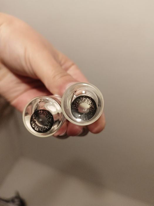 Продается линзы для глаз