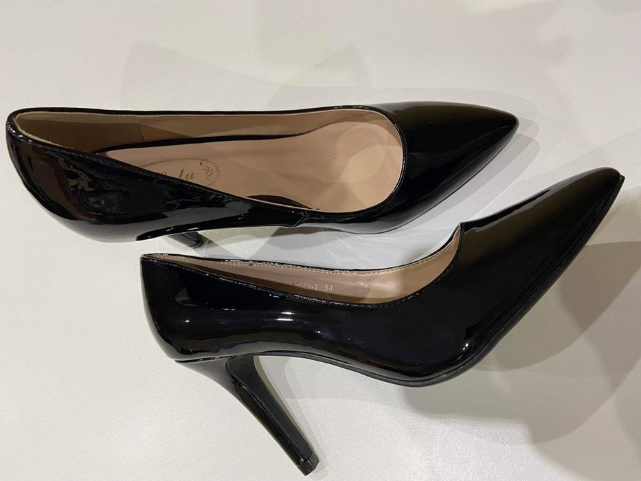 Чисто. Нови Дамски обувки