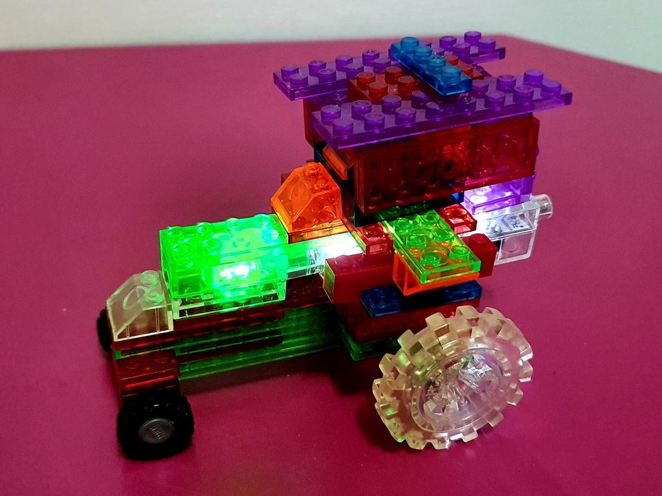 Конструктори ЛЕГО и съвместими с него