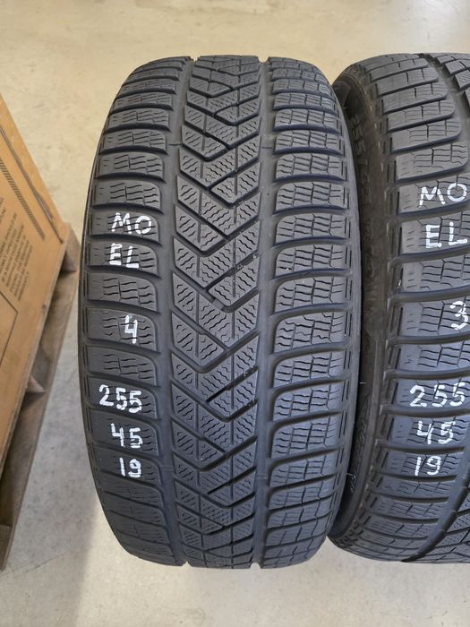 255/45/19 4бр.PIRELLI WINTER SOTTOZERO  3 -TO-EL-PNCS-rim protector