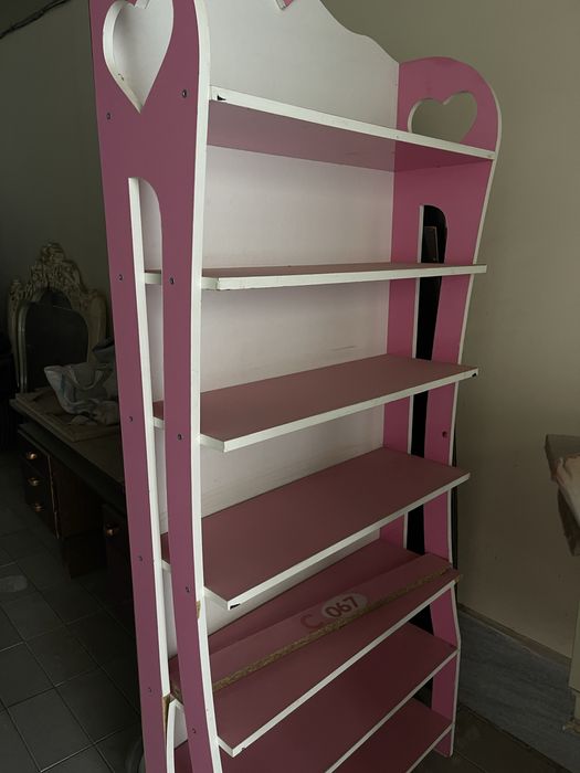 Uydan sifatli  mebellar pismenbiy stol ,moyka salon uchun yangi,