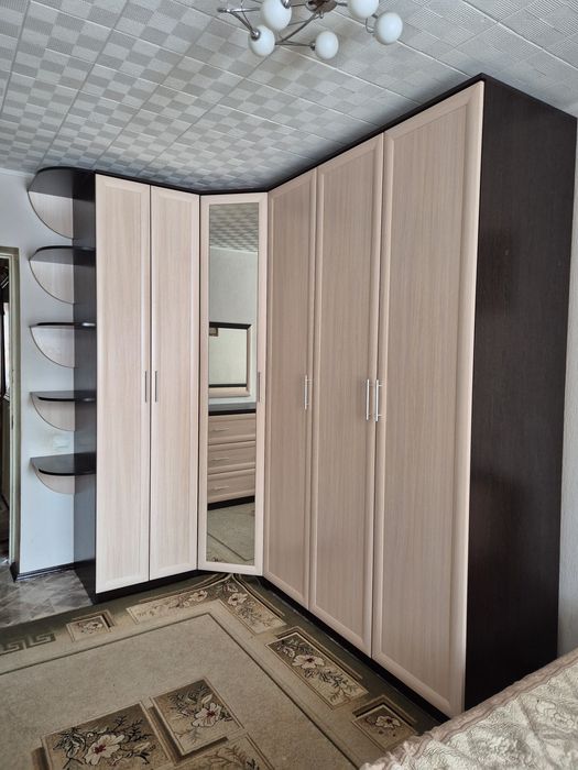 Продам спальный гарнитур