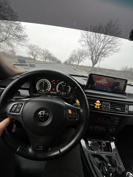 Смяна на подсветка/светлина на километраж