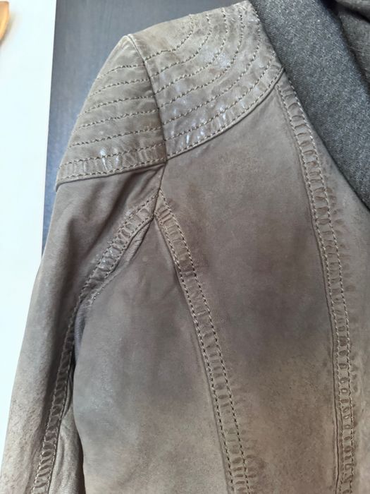 Дамско кожено яке