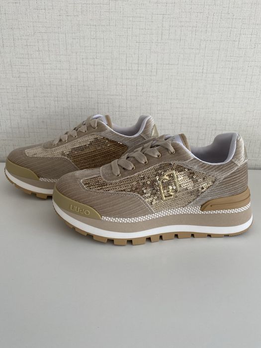 Сникърски Liu Jo AMAZING 23 с пайети