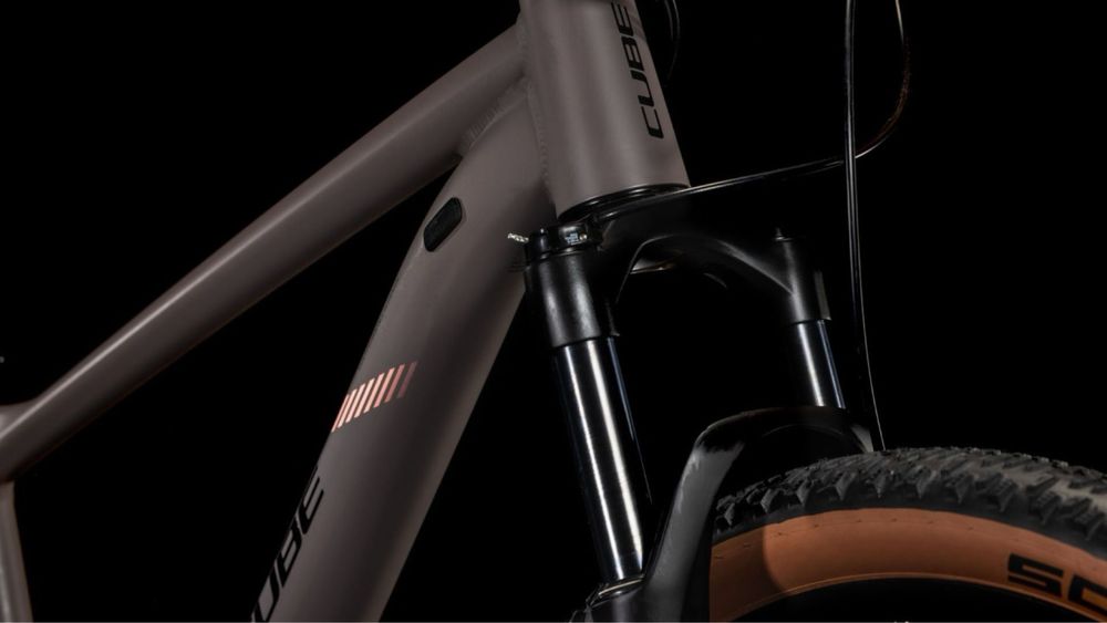 Bicicleta CUBE 2025 - 27.5"