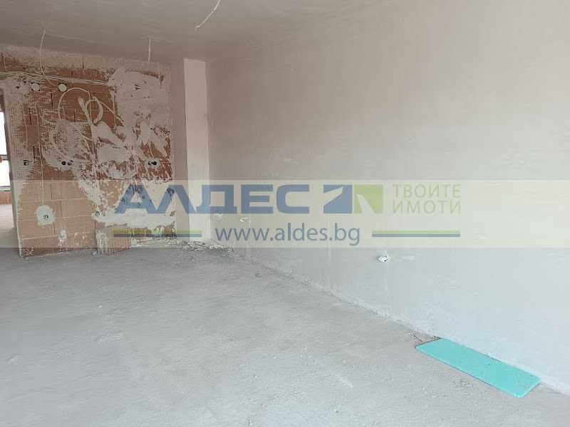 Продава се Двустаен апартамент в София, Овча купел - 82 кв.м за 902 €/кв.м - Снимка #1