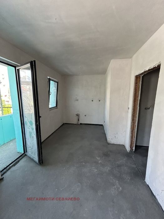 Продава се Едностаен апартамент в Севлиево - 37 кв.м за 510 €/кв.м - Снимка #5