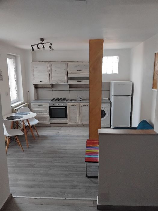 Apartament de inchiriat, 2 dormitoare, zona centrala