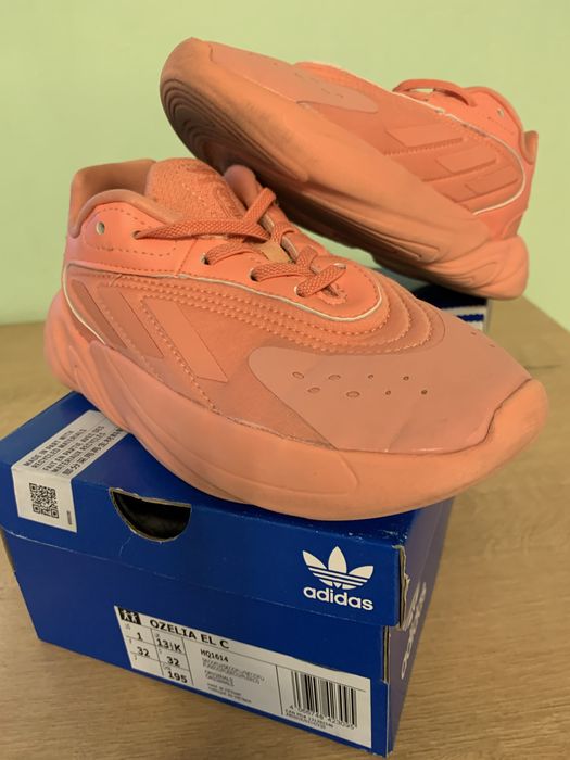 кроссовки для девочки Adidas Ozelia