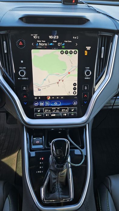 SUBARU OUTBACK 2021 - 71000 km