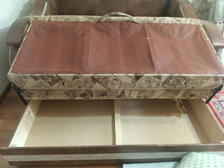Продам диван раскладной