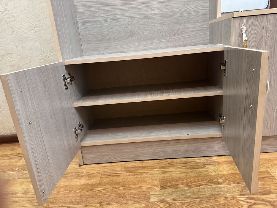 шкаф для прихожи