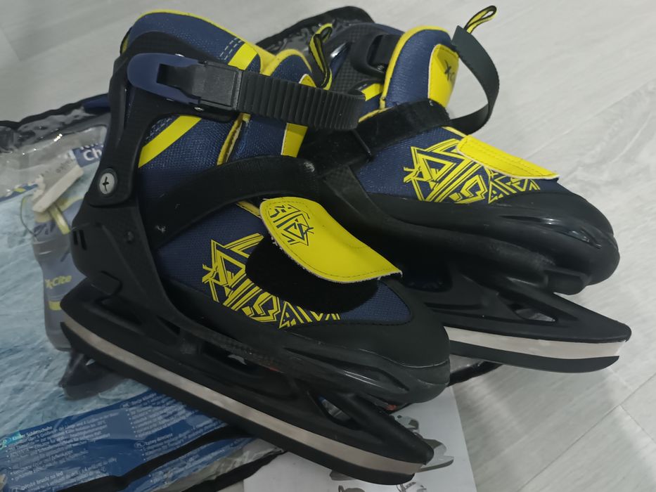 Patine reglabile X-Cite pentru copii mărimea 33-37