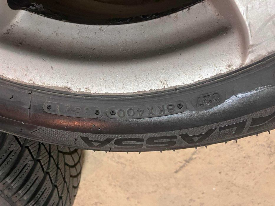 Мерцедес w203 5x112 16 цола Джанти с зимни гуми 205/55