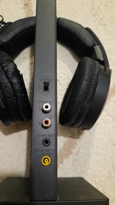 Беспроводные наушники