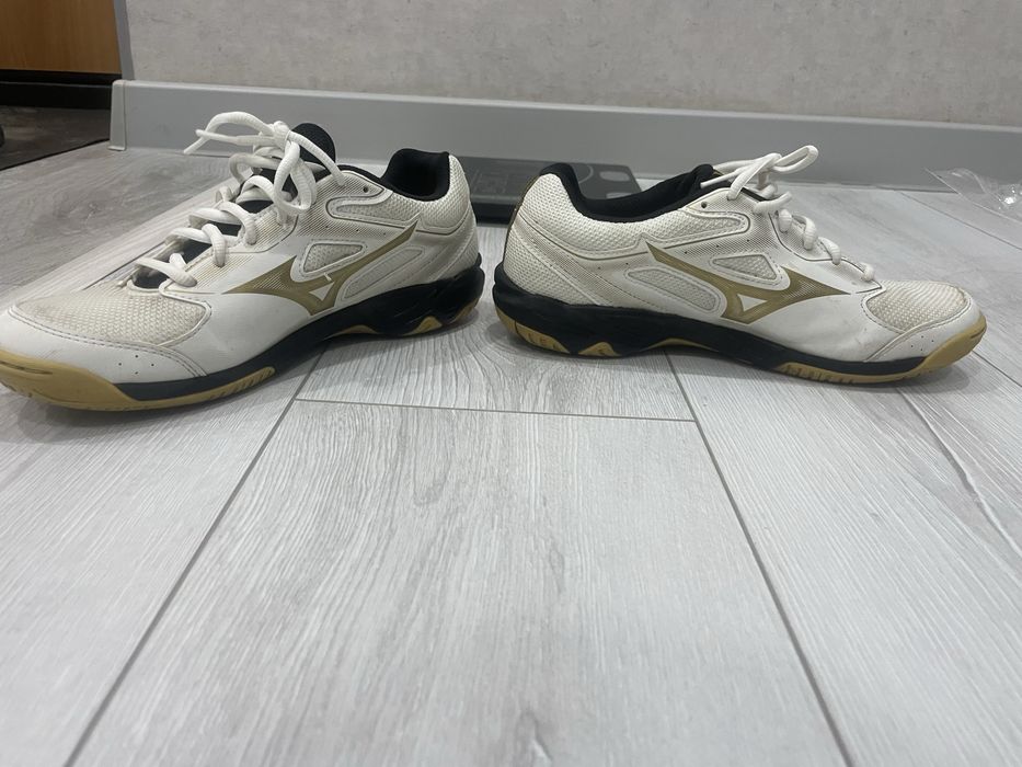 Красовки Mizuno б/у