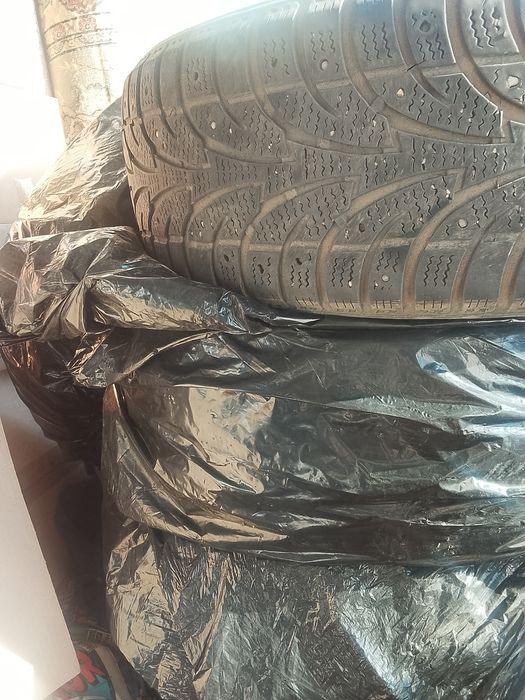 Зимние шины 225/60r17