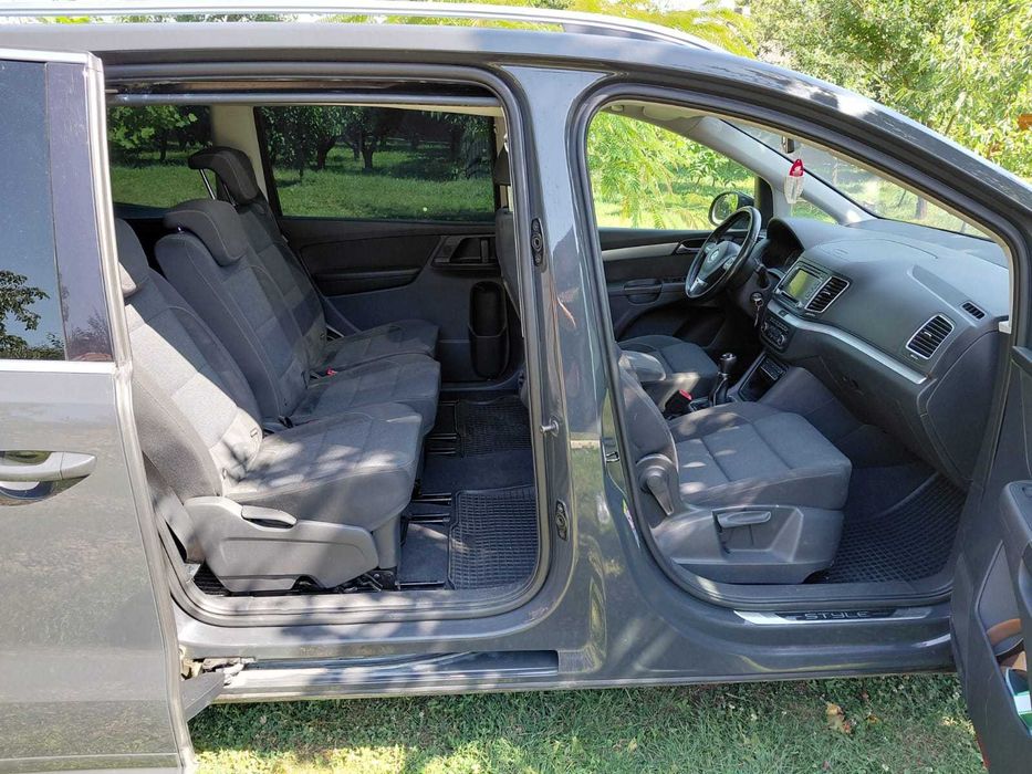 volkswagen sharan style 2012 -  7 locuri