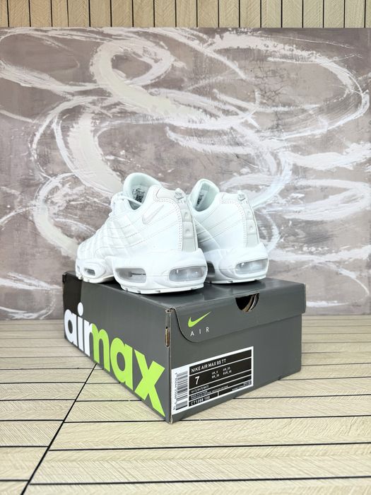 Nike Air Max 95 Triple White