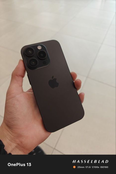 Iphone 15 pro black