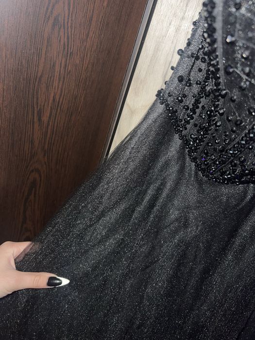 Продавам бална рокля