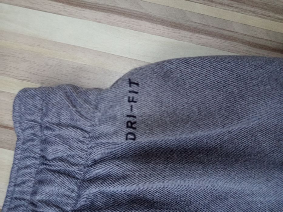 UNDER ARMOUR комплект цена 40лв