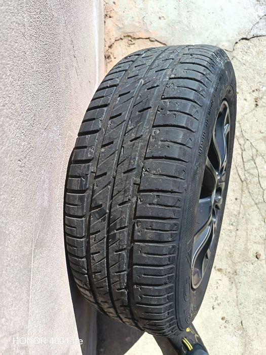 Vând 4 jante+cauciucuri pe 15,5×114.3