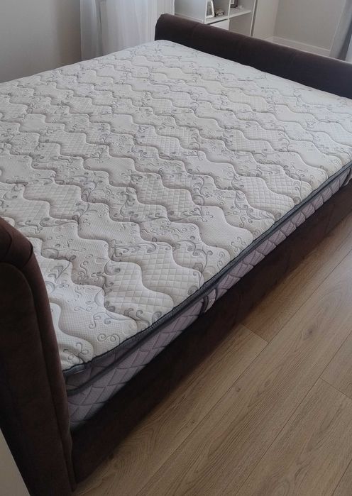 Pat matrimonial + somieră + saltea – comfort garantat!