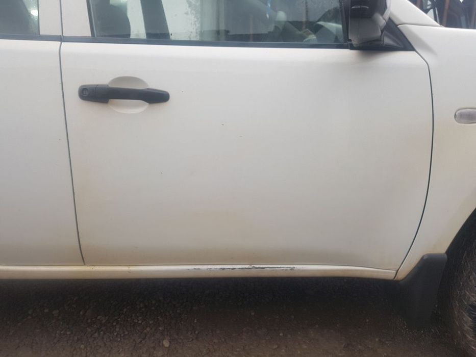 Usa Dreapta Fata Mitsubishi L200 Facelift 2010 - 2015 SUV 4 Usi ALB (631)