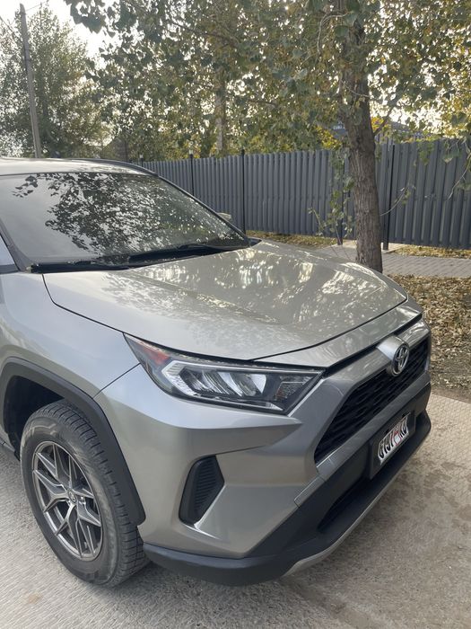Продам автамашину Раф4