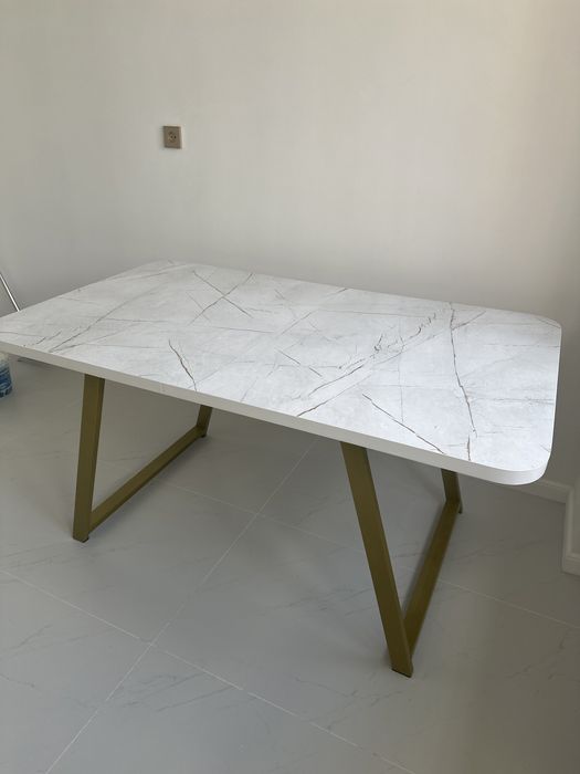 Стол кухонный 150*90 размер продам новая