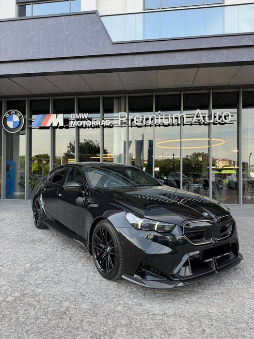 Продам BMW M5 G90
