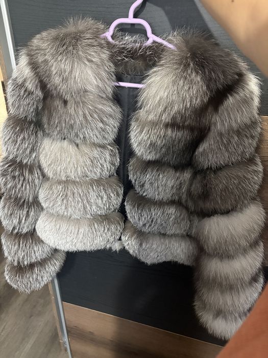 Haina scurtă din blană naturală de vulpe argintie (silver fox), absolut NOUĂ, nepurtată