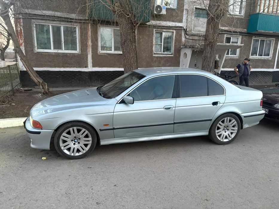 Продам БМВ Е39 торг