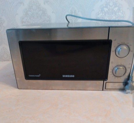 Продам продам Микроволновку