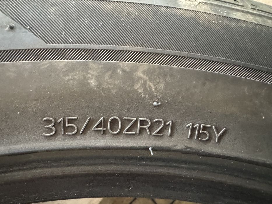 Автомобилни гуми 315 40 21 Hankook