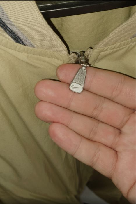 vintage nike bomber jacket