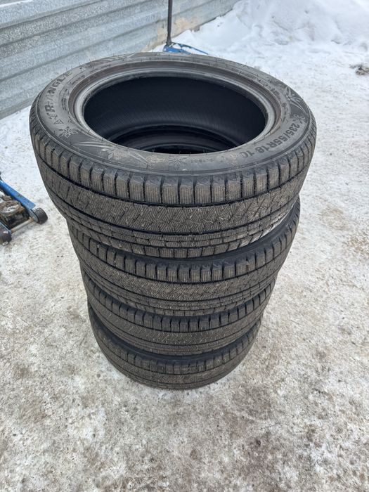 Шины  комплект  235:55:18