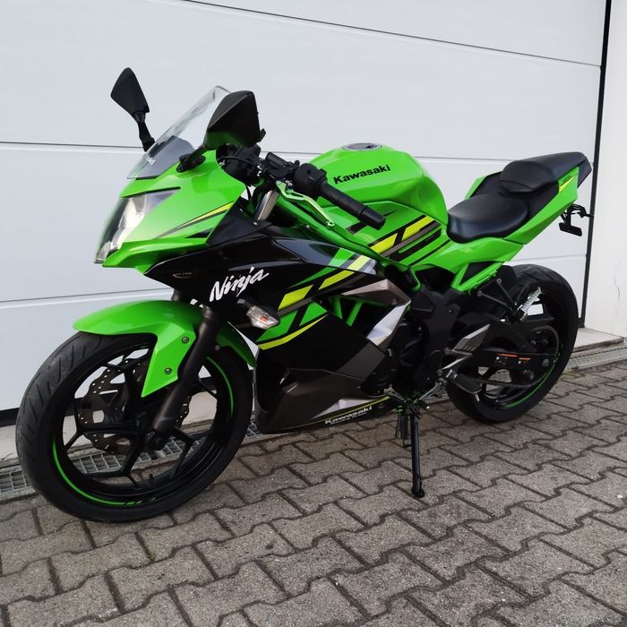 KAWASAKI NINJA 125 2020 (nu yamaha / honda / yzf/mt / aprilia)