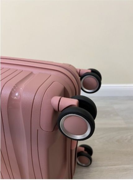 Большой чемодан (новый)