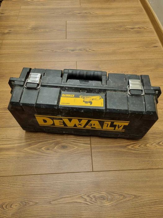 DeWALT dwe 4206 lx